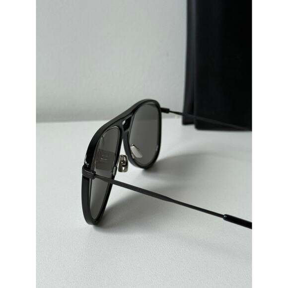 NEW Saint Laurent Classic 11M Aviator Sunglasses in Black - Picture 3 of 7